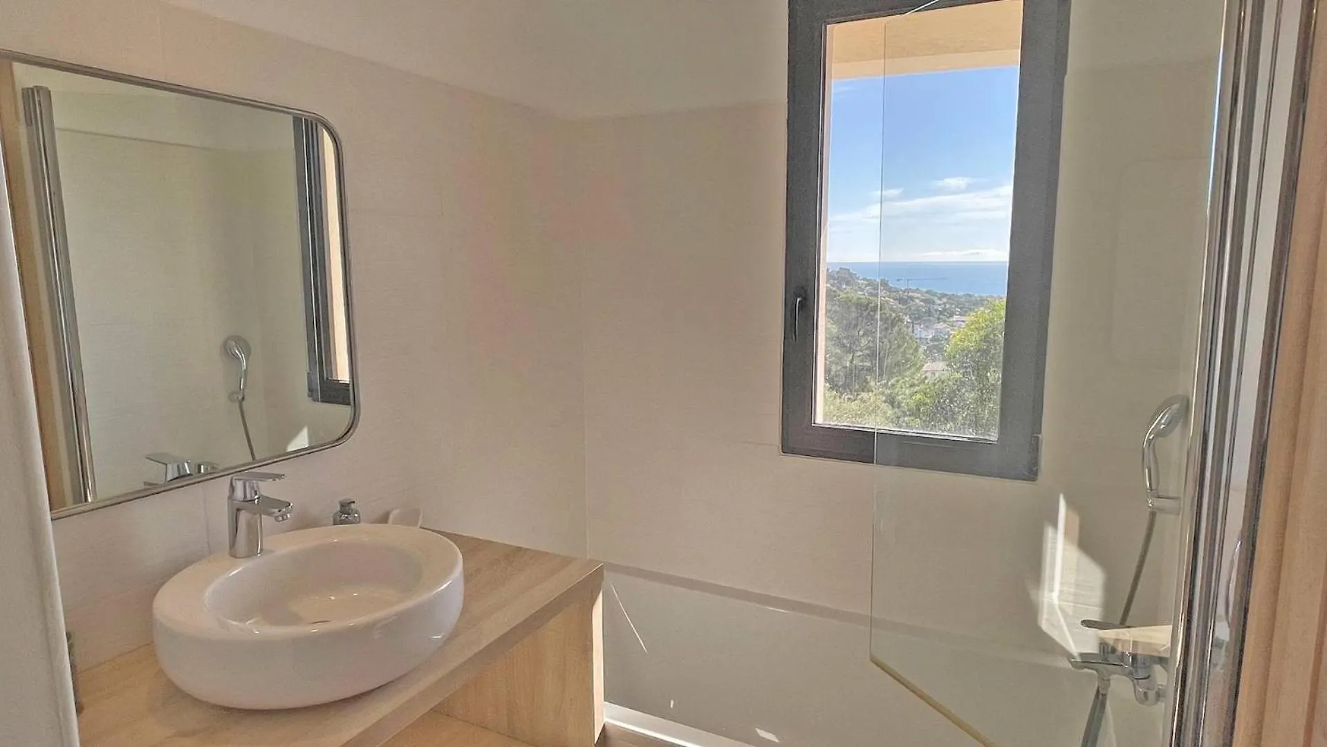 Villa Paradise Vue Mer Golfe De Saint Tropez 8 Couchages Les Issambres